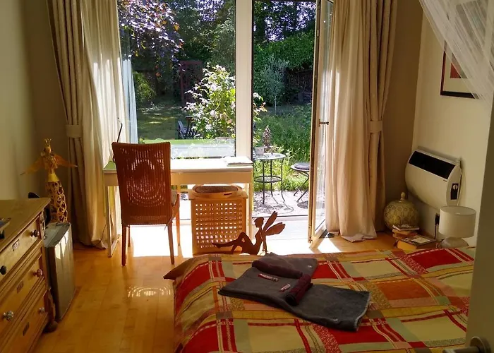 Rob\'S Place